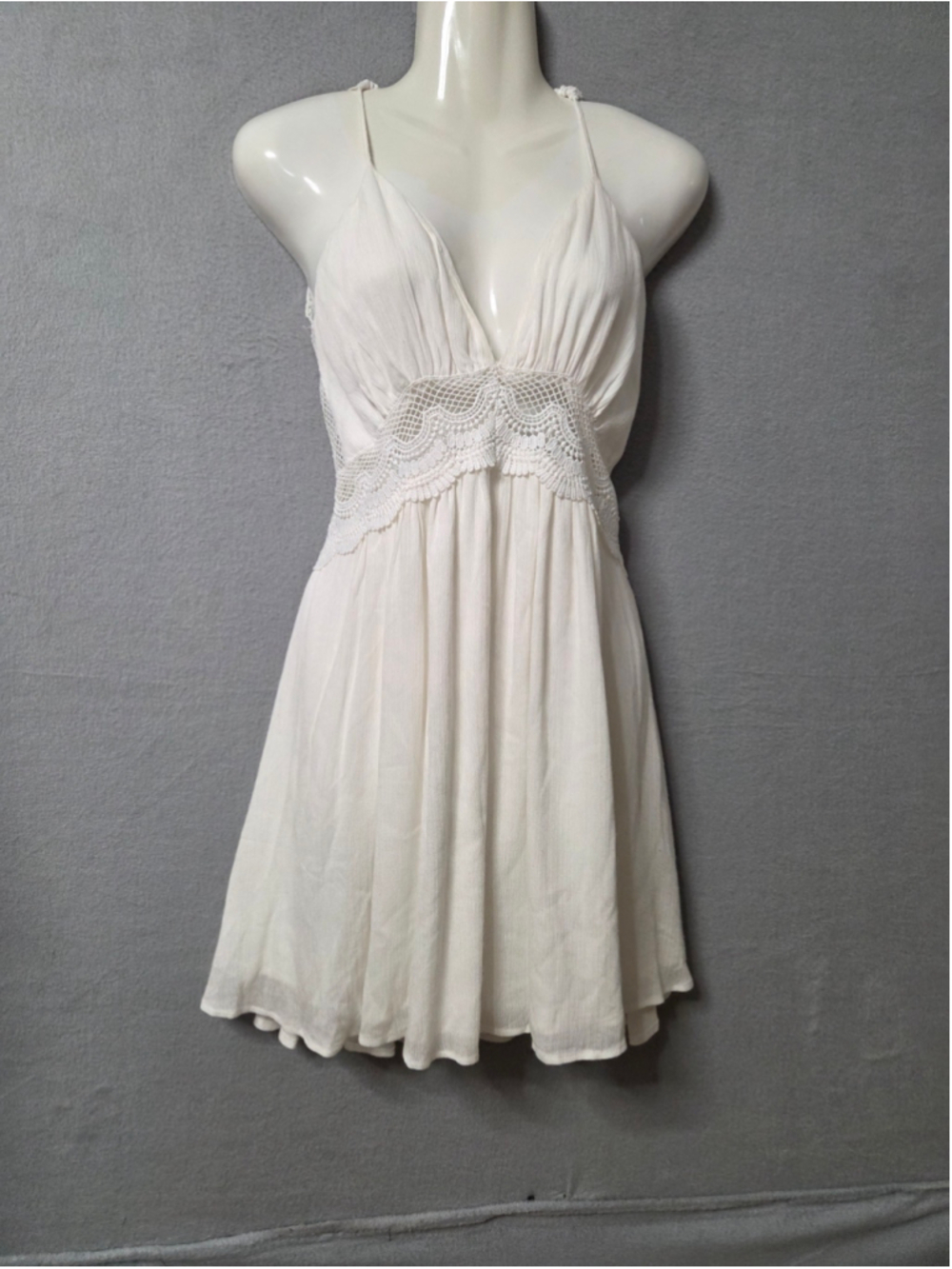 Women's Lulus White Mini Dress Size XS